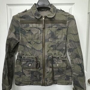 Express Women’s Camouflage Coat – Size XS